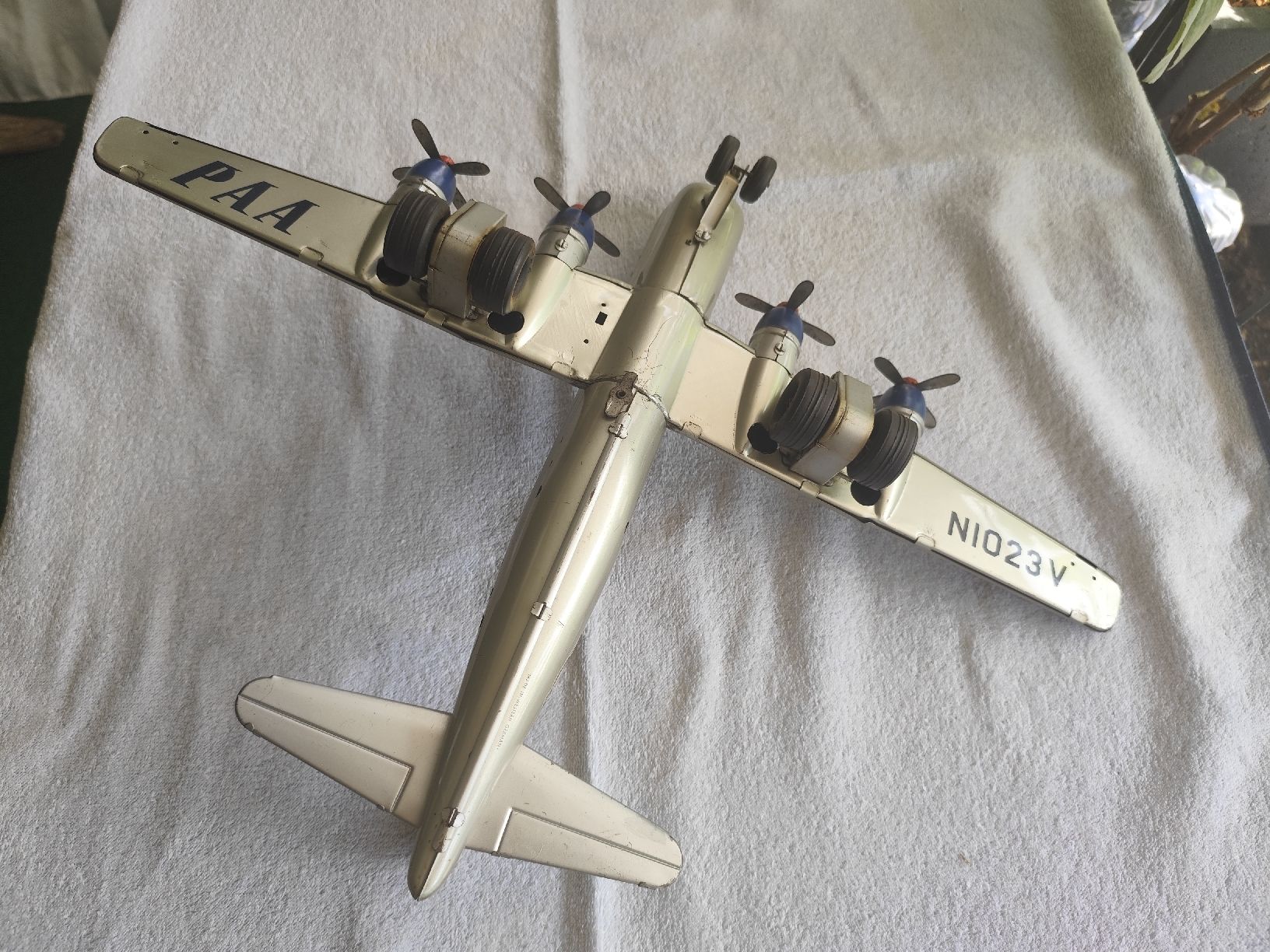 Spielzeuge: Boeing 377 Stratoclipper (Blech) – Gebraucht aus minusio von Birraio 2