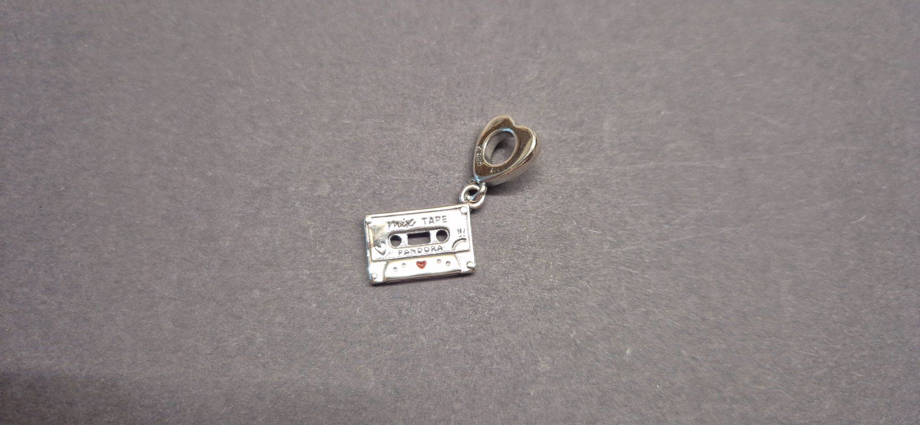 Anhänger: Silber Charm Videokasette +Garantie – Neu (gemäss Beschreibung) aus Rotkreuz von Carbone_Bijou-Shop 1