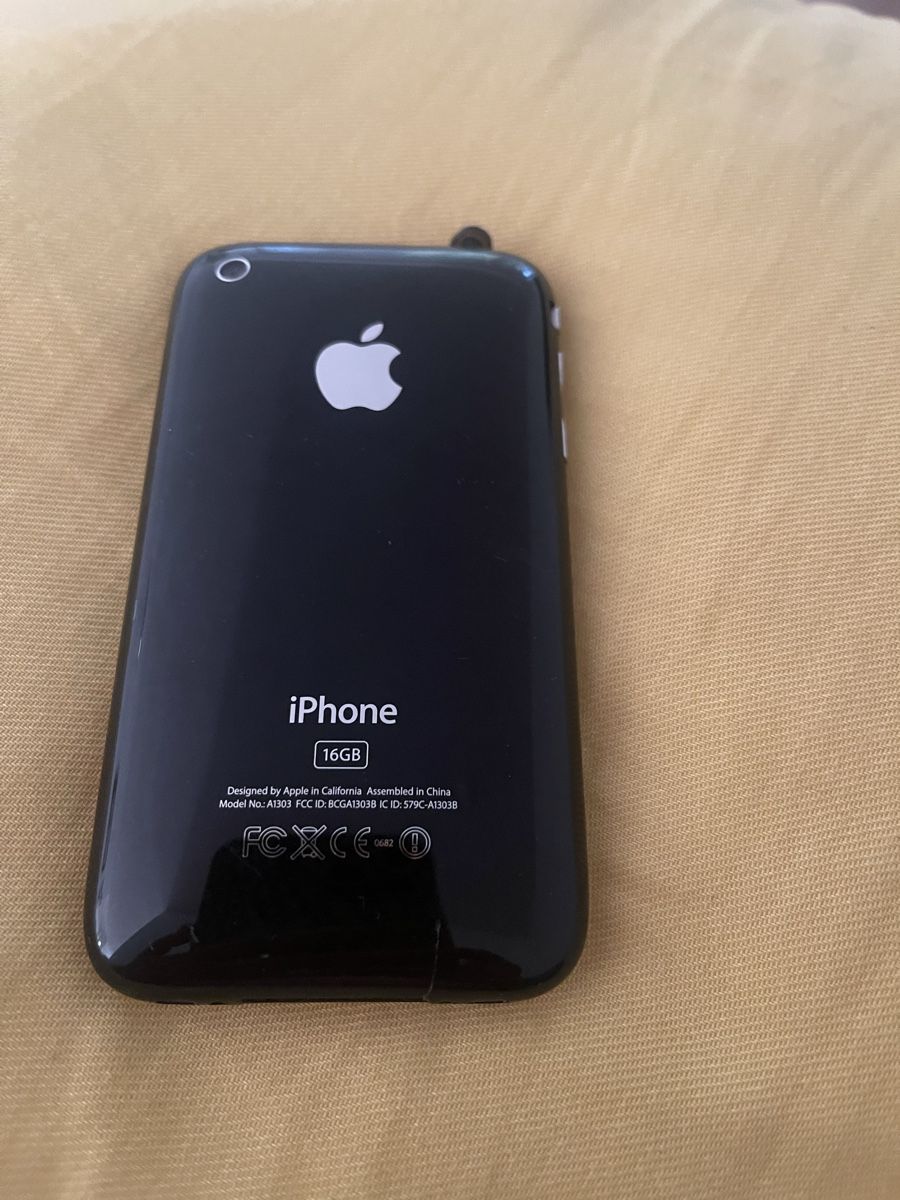 Apple Portables: iPhone 3GS 16GB schwarz mit OVP – D'occasion à Luzern par M.Ai 5
