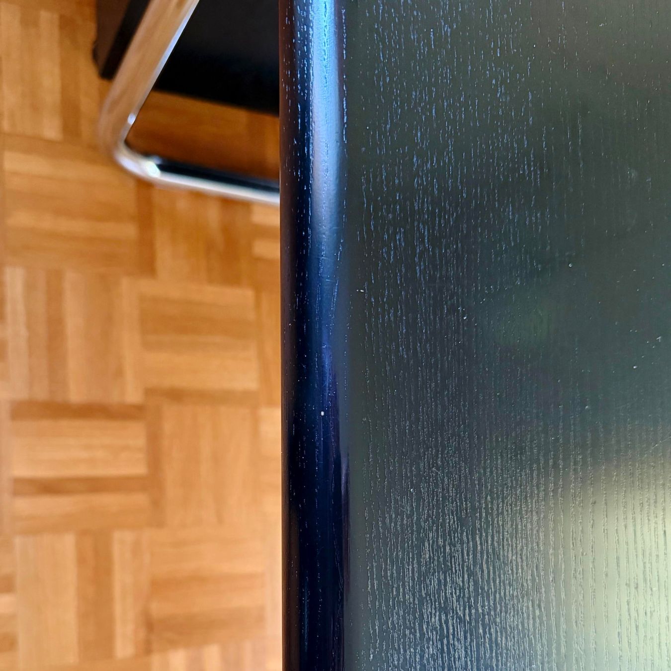 Victoria Möbel Tische: Tisch Victoria – Gebraucht aus Utzenstorf von Uhuzo 3