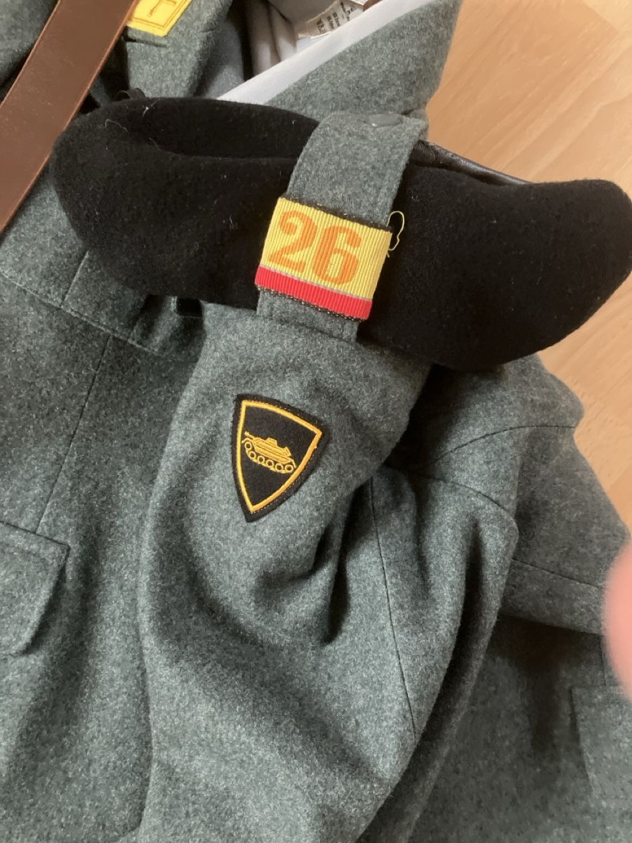 Schweizer Armee Uniformen: Schweizer Armeeuniform – Gebraucht aus Goldach von tom_b7by 1
