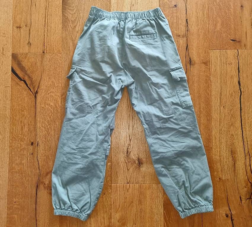 Benetton Hosen: Coole Hose Gr.140 – Gebraucht aus Brütten von gupi1717 1