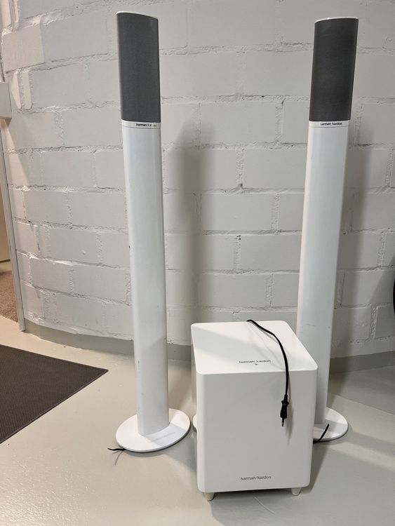 Elegantes Subwoofer Mit Lautsprecher Bild