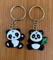 2 Schlüsselanhänger  Pandas
