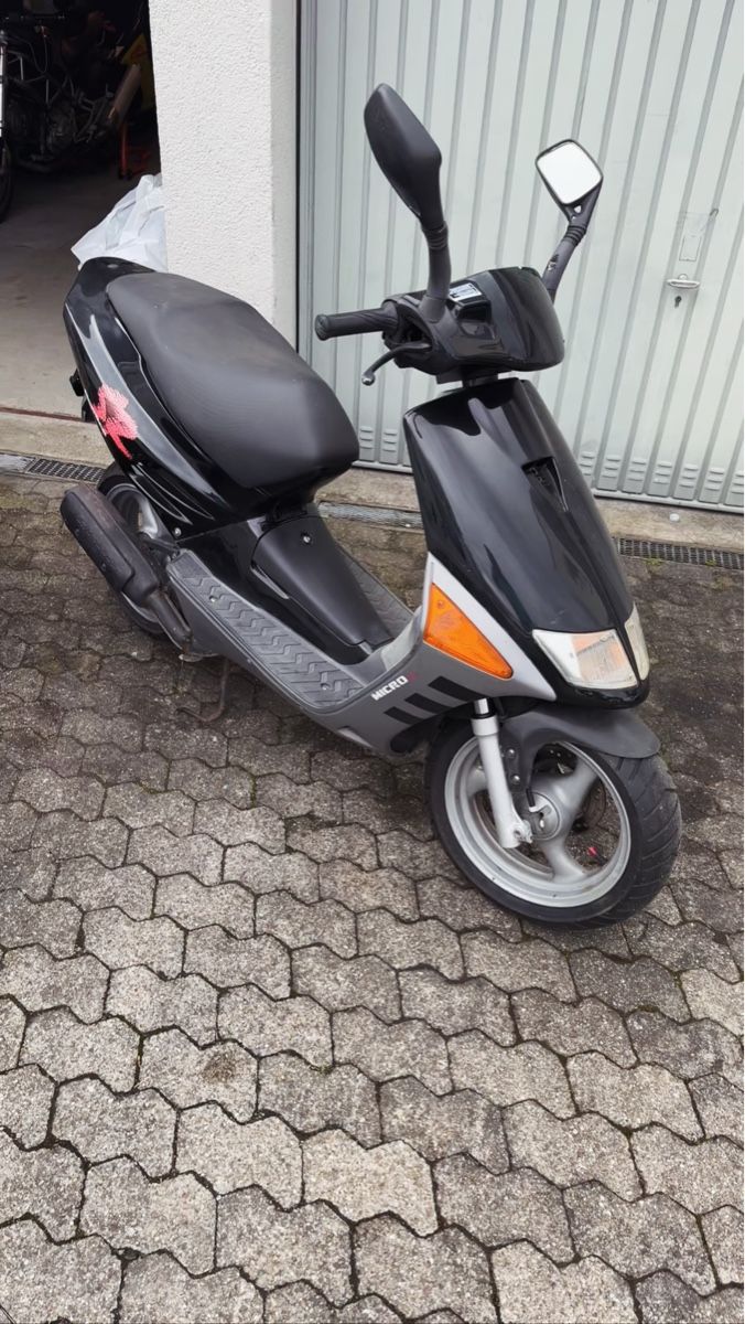 Aprilia Scooter: Aprilia – Usato da Zürich venduto da Alessandro.98