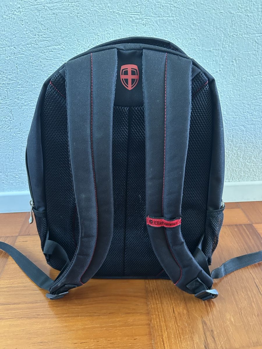 Rucksäcke: Ellehammer - Laptop-Tablet-Rucksack - schwarz – Gebraucht aus Riniken von KreativImKopf 1