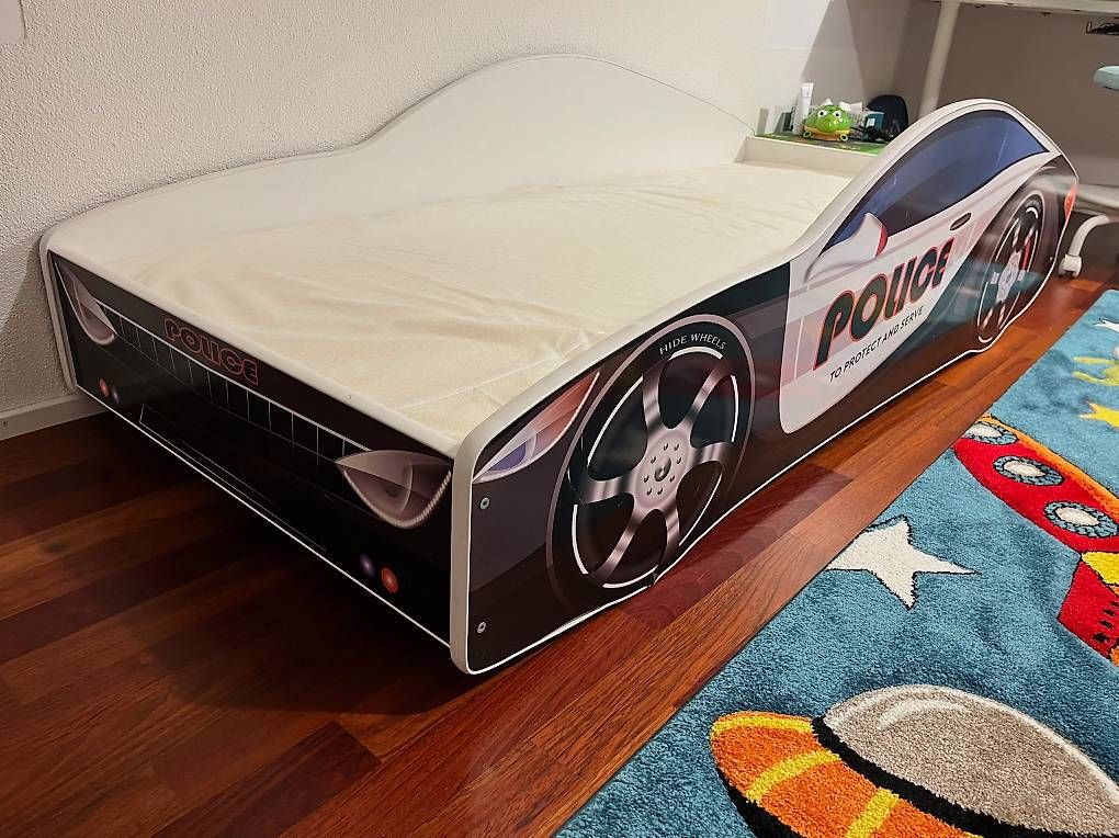 Letti: Kinderbett Polizeiauto (80x180cm) – Usato da Adliswil venduto da amateo 3