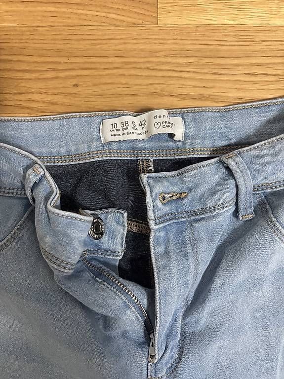 Jeans: Jean skinny – Usato da Monthey venduto da Susii_M 1