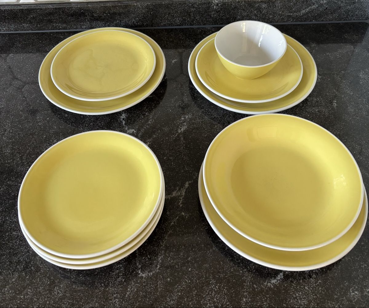 Rössler Services de table: 12teiliges Rösslergeschirr, gelb – D'occasion à Sarmenstorf par Reki15