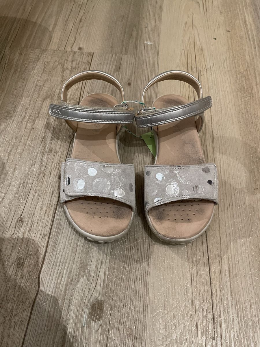 Geox Schuhe für Mädchen: Sandalen, Gr. 32 – Gebraucht aus Schwellbrunn von N_adine-92