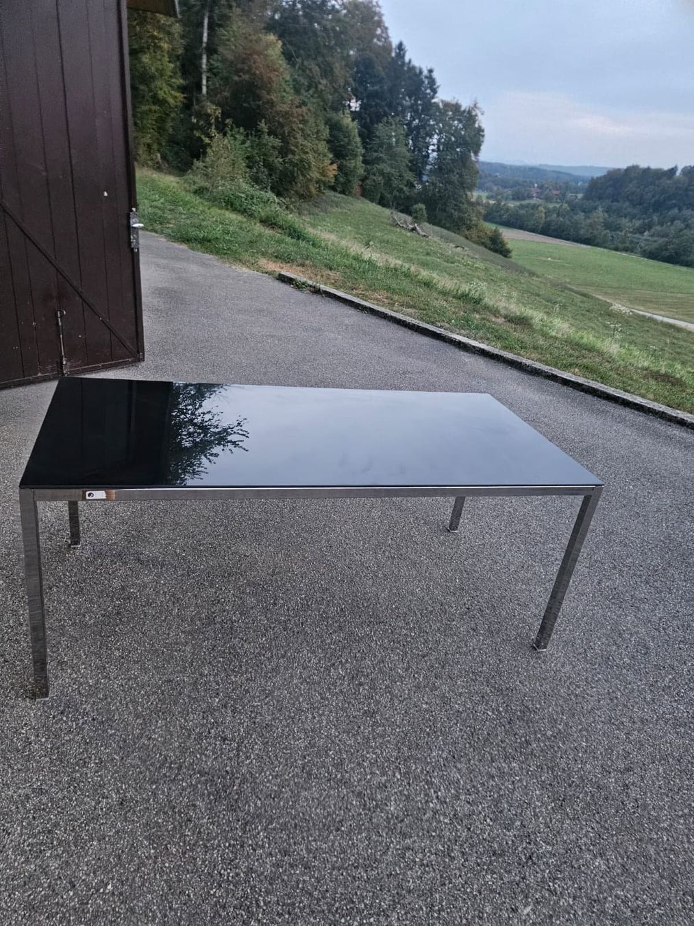 Tavoli: Tisch – Usato da Walliswil-Nbipp venduto da ksk839 1