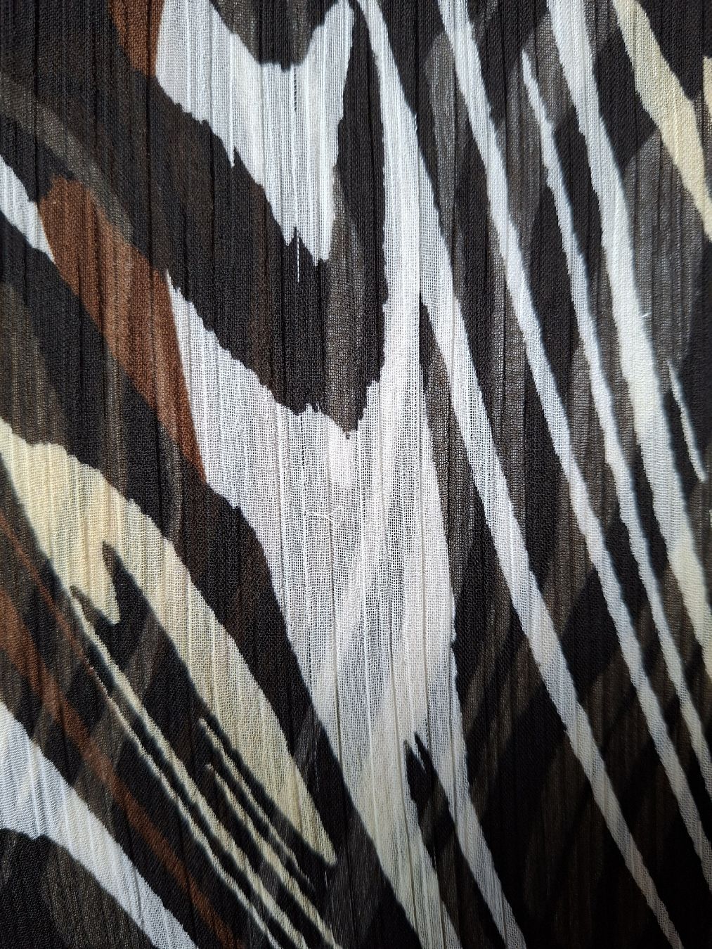 Camicette: Kingfield Sommer Bluse Gr. 40 Zebra Look durchscheinend – Usato da Klingnau venduto da vollmond36 7