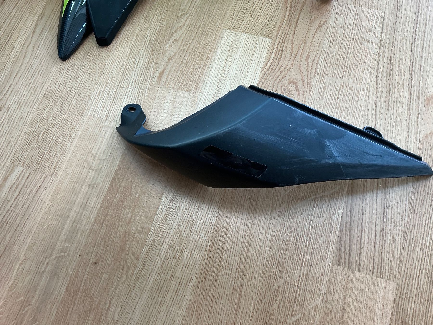 Triumph Accessori per altri veicoli: Triumph speed triple rs 1050 teile – Usato da Bad Zurzach venduto da tia_h2mv 2