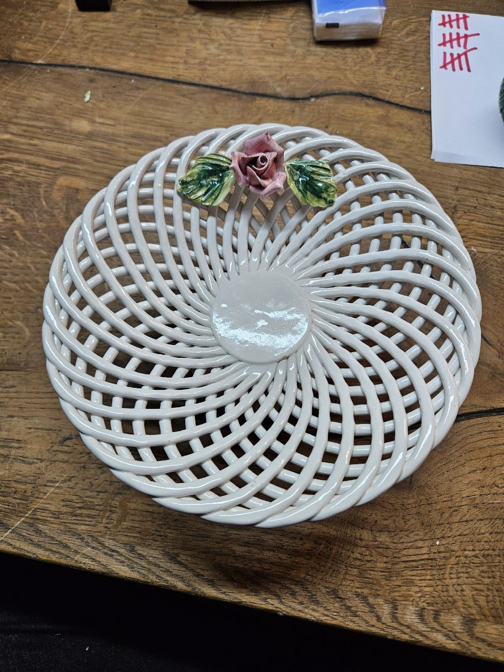 Ciotole: Keramikschale mit Rose Deko Schale (D) – Usato da Rorschach venduto da TimelessTrading