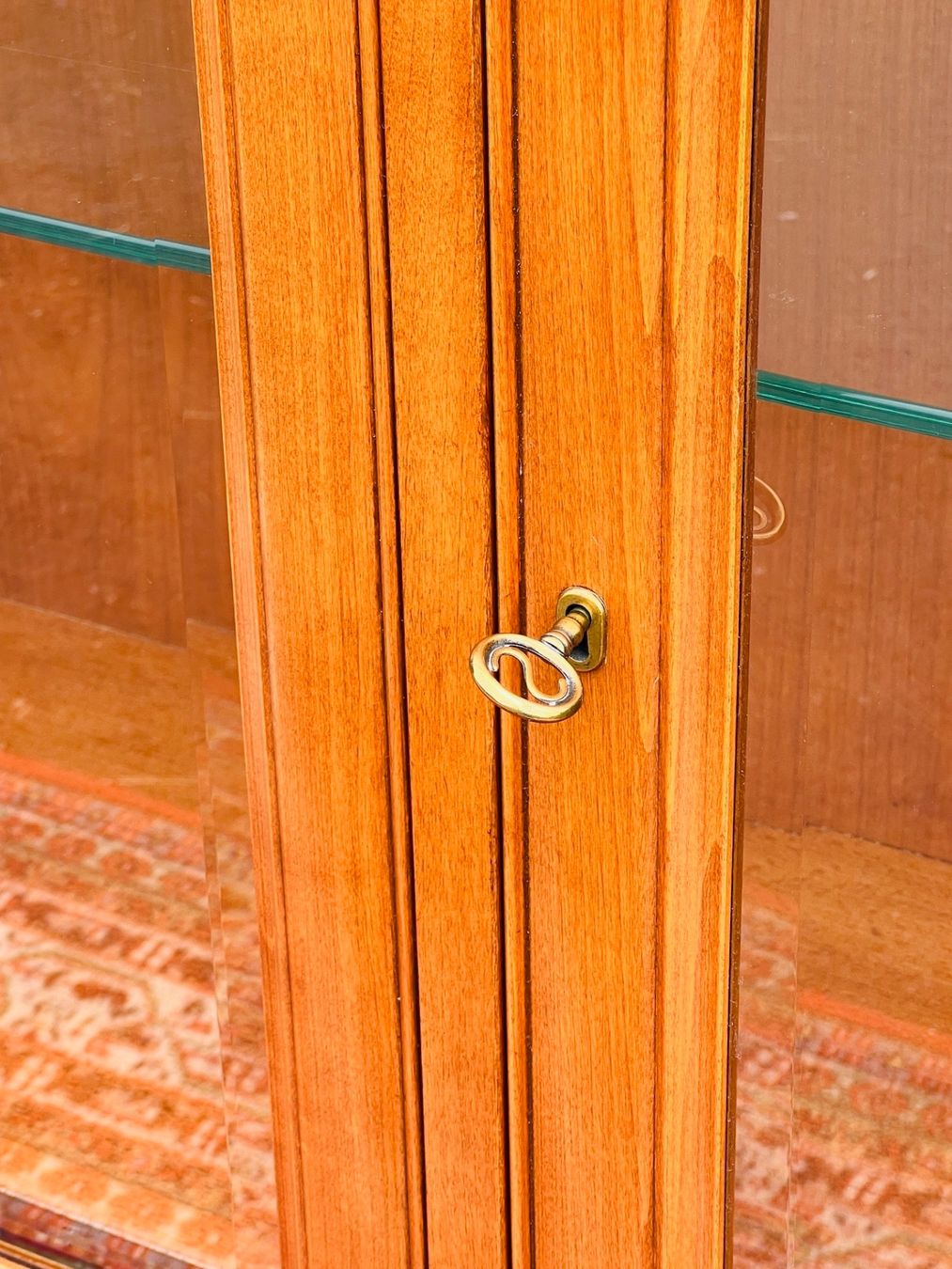 Vetrine: Vitrine Biedermeier Stilmöbel Kirschbaum SELVA + Versand – Usato da Gemünden venduto da GEUENWALD 6