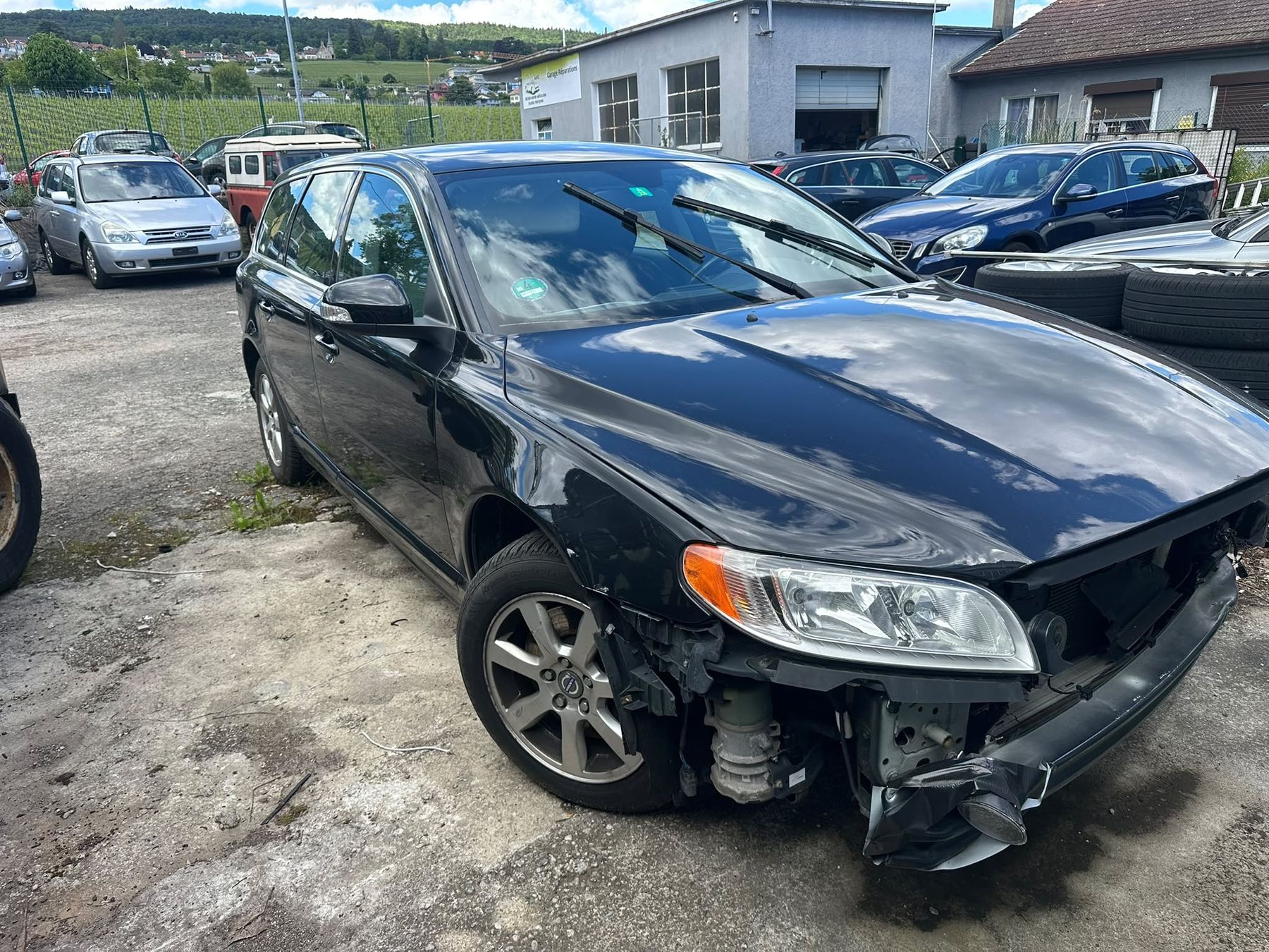 Volvo Automobili: Volvo v70 d5 awd 2011 – Usato da Hauterive NE venduto da ghu_cn6d 1
