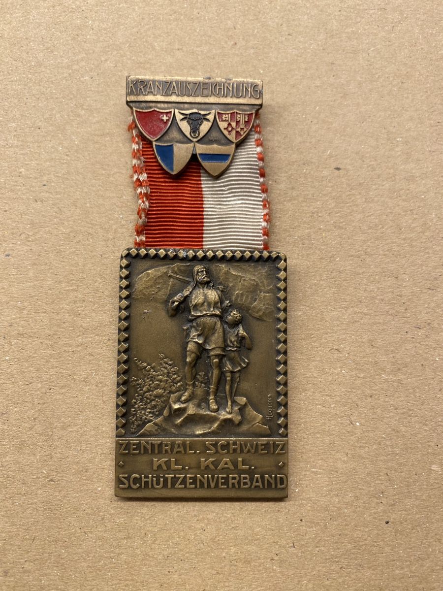 Medaglie: Zentralschweizer Kl Kal Schützenverband  – Usato da Nusshof venduto da Cardinal7
