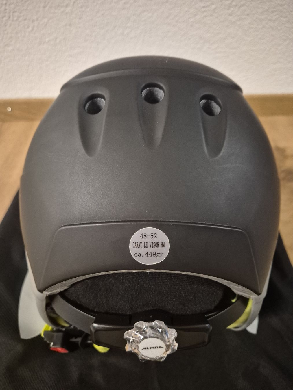 Alpina Caschi: Kinder Skihelm – Usato da Thierachern venduto da nat3634 2
