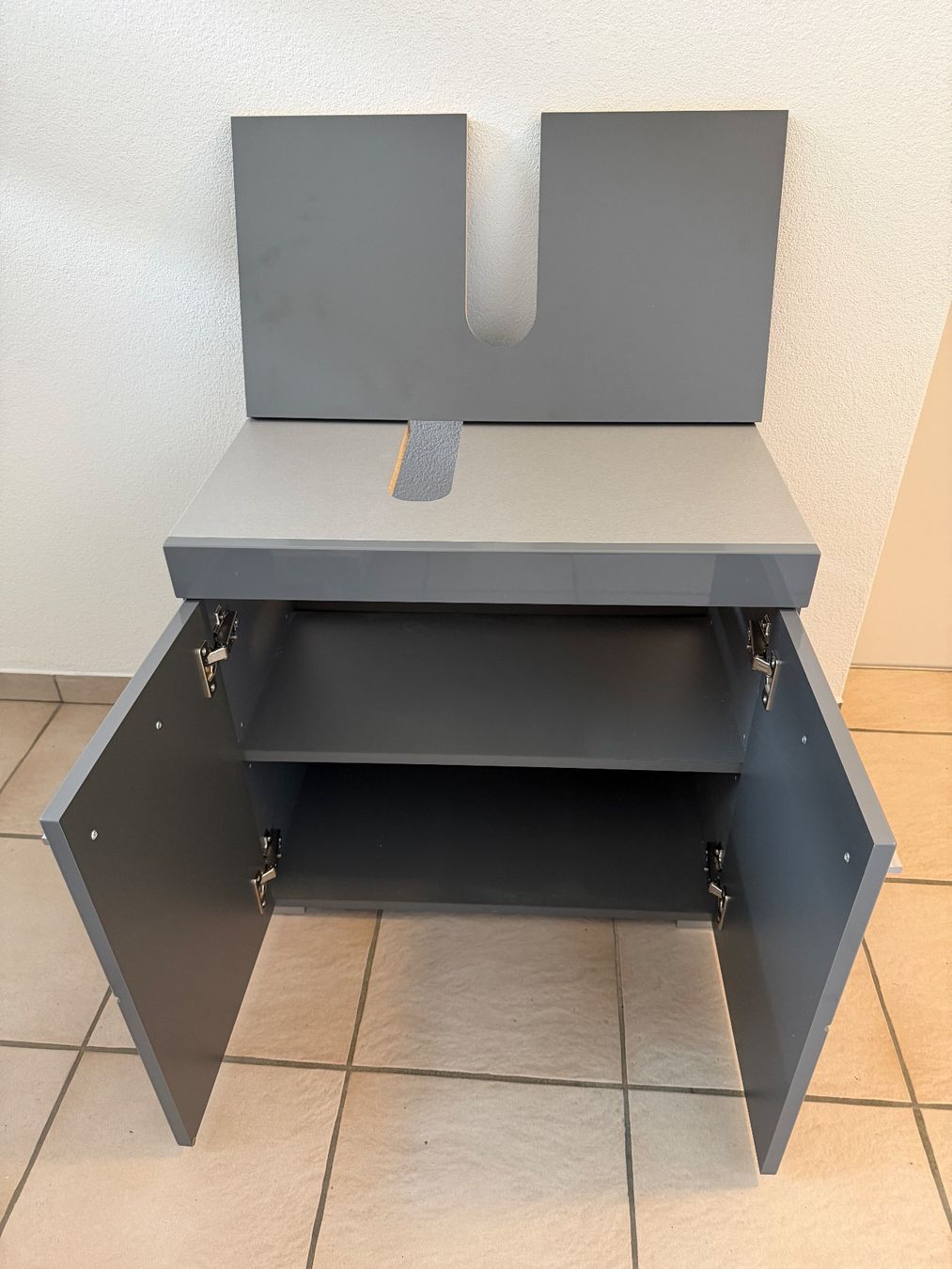Mobili per bagno: Waschbeckenunterschrank – Usato da Bergdietikon venduto da noara01