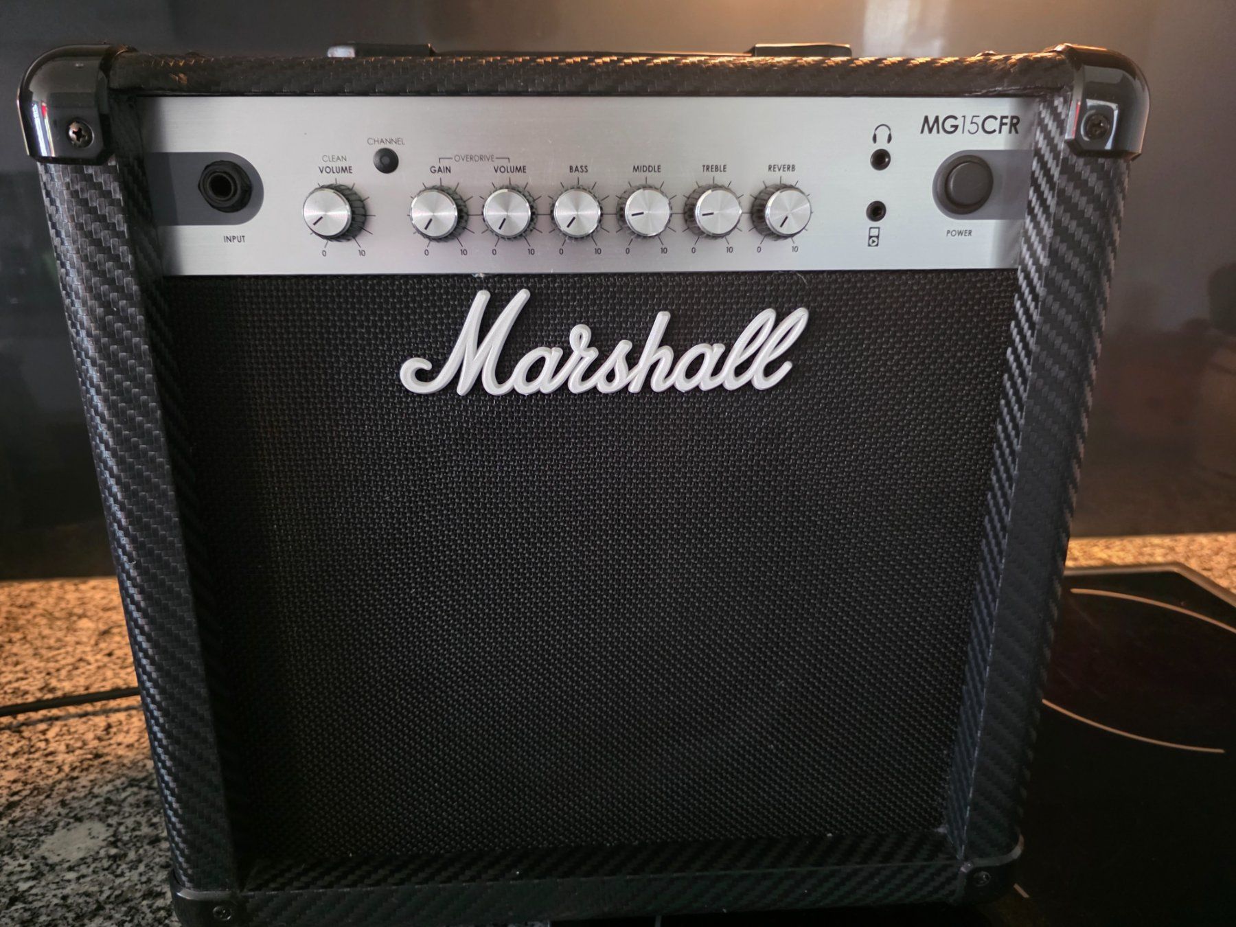 Marshall Amplificatori: Marshall Verstärker – Usato da Oberburg venduto da mae_h2sl