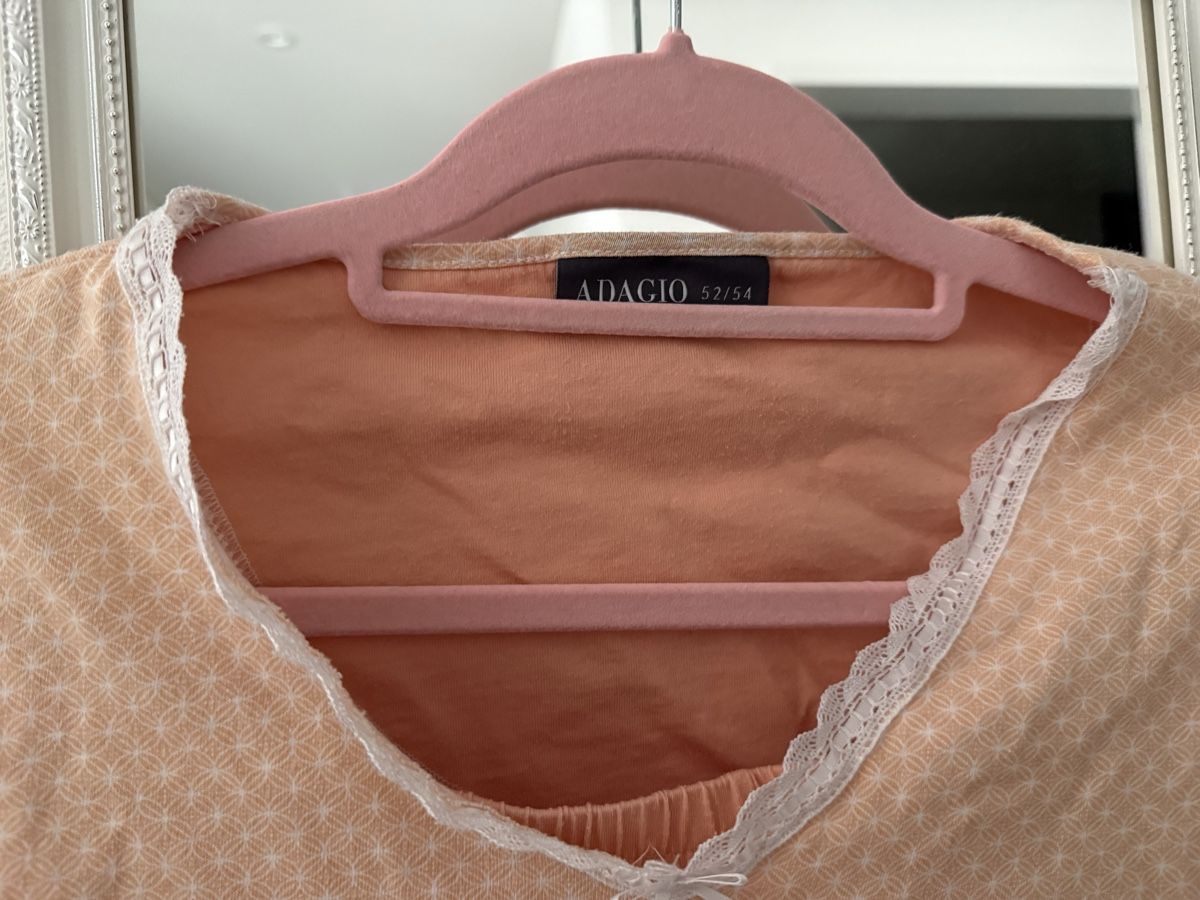 Negligees & Pigiami: Schlafanzug 2 Grösse 52/54.  Oberteil plus Hose – Usato da Pfeffikon LU venduto da pepino17 1