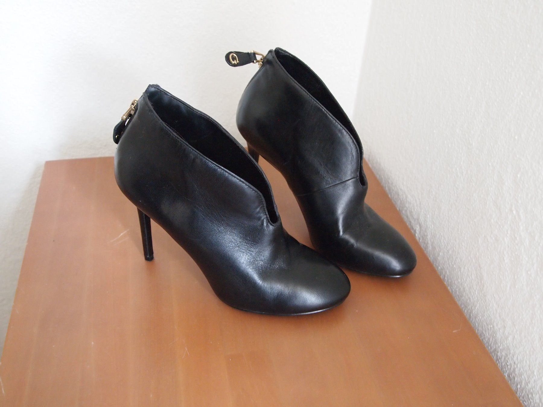 Guess Scarpe da donna: Guess Echtleder Stiefeletten – Usato da Volketswil venduto da ald_2x9b 1
