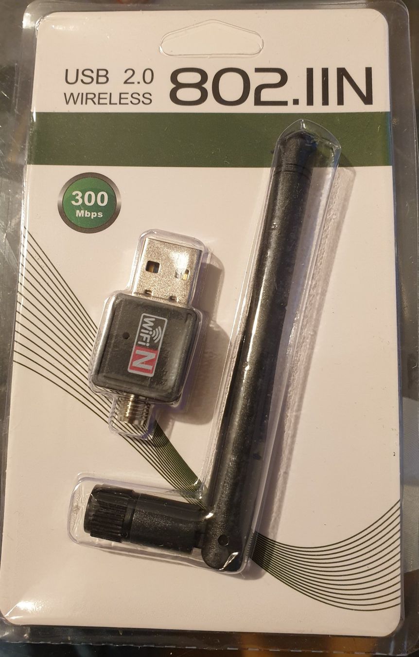 Lecteurs & Adaptateurs: USB Wireless Adapter 300MBPS – Neuf avec emballage d'origine à Horw par Arta20000 1