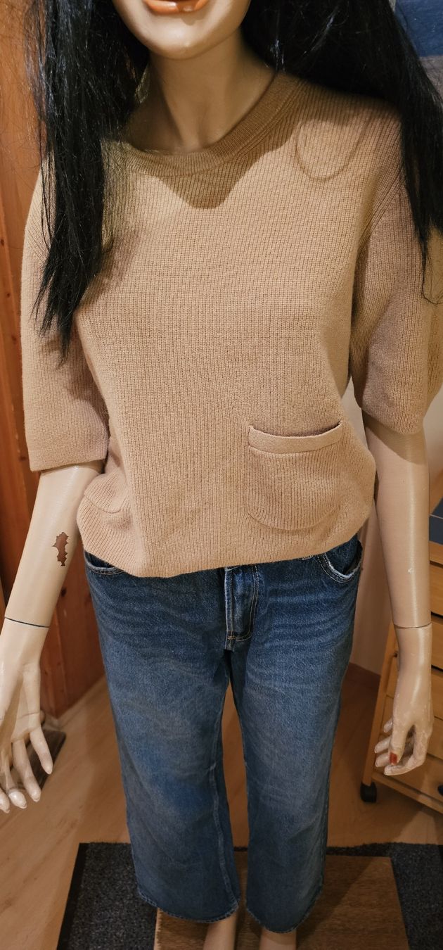 Massimo Dutti Lotti di vestiti: Bershka Jeans, Straight, Gr.42, Top + Massimo Dutti Pulli – Usato da Ferden venduto da jemyce