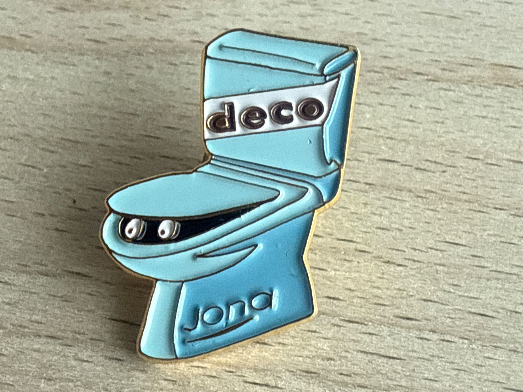 Placchette & Badge: Pin deco Jona – Usato da Glattbrugg venduto da Schweigmatt