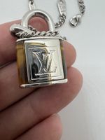 LV necklace with Tiger eye lock 