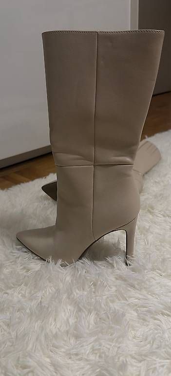 Scarpe da donna: Stiefeletten – Usato da Aarau venduto da din_7gjn 1