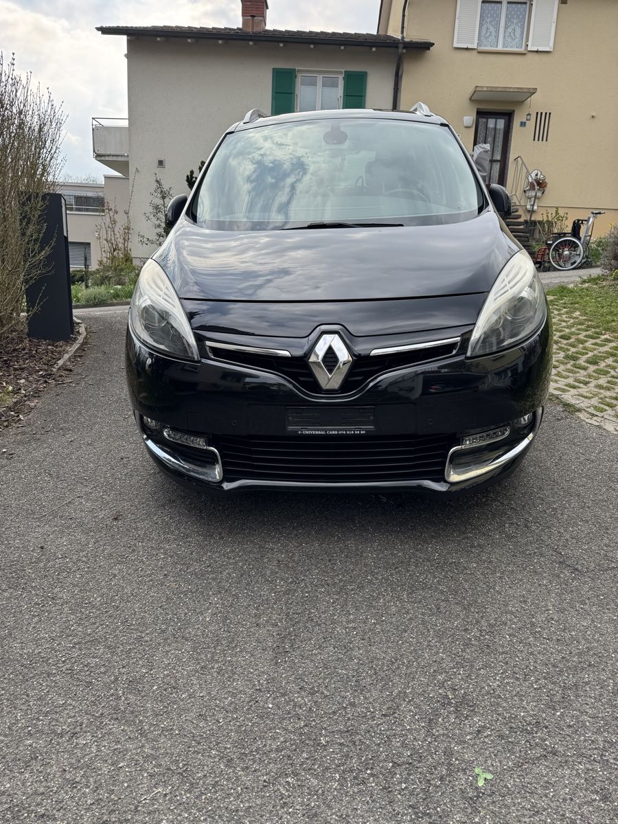 Renault Automobili: Renault Grand Scenic – Usato da Umiken venduto da Sen_x2tw 1