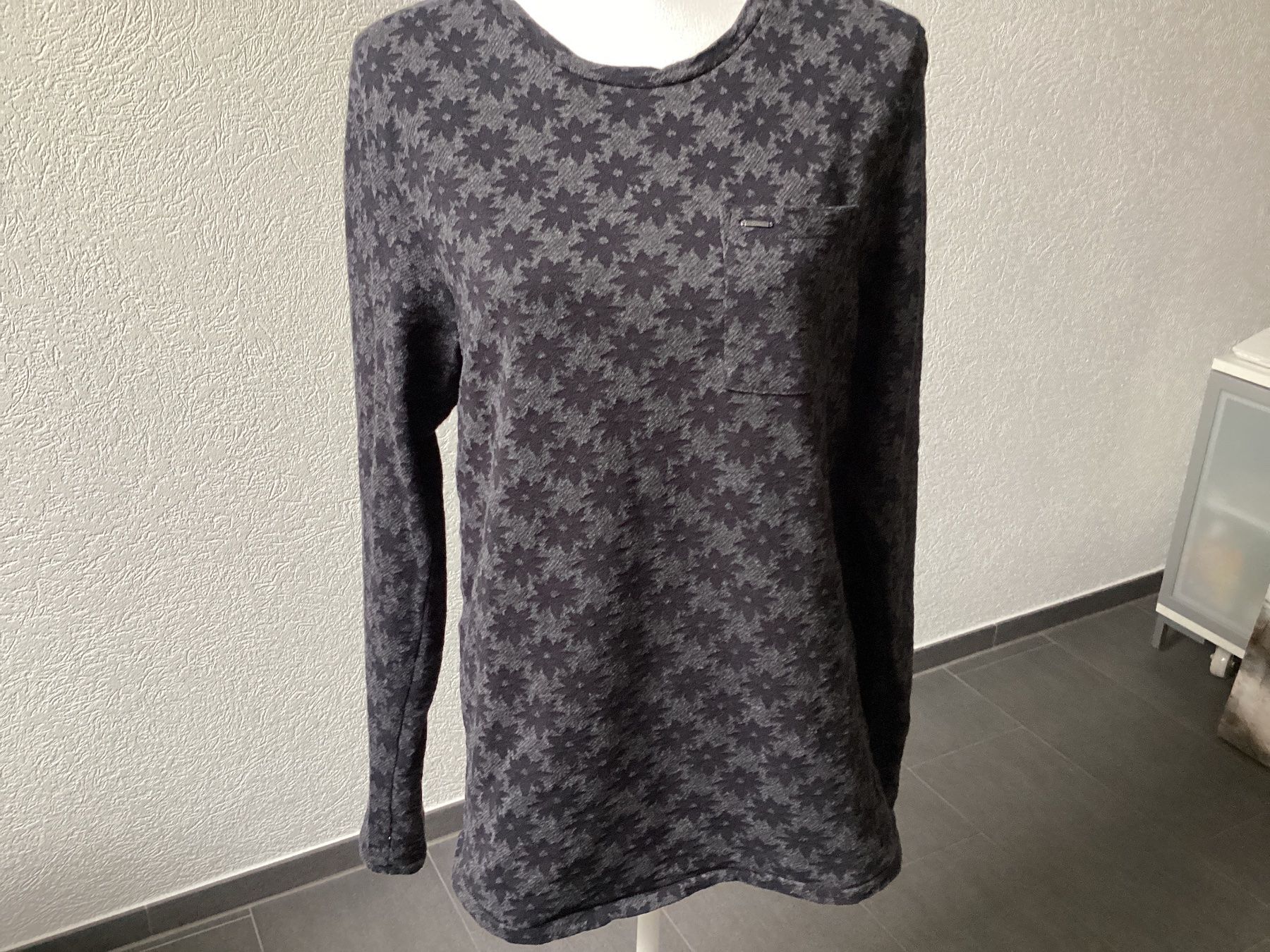 Pulls & Sweat-shirts: Pullover Scotch & Soda dunkelgrau / schwarz Gr. M – D'occasion à Homberg b. Thun par Homata