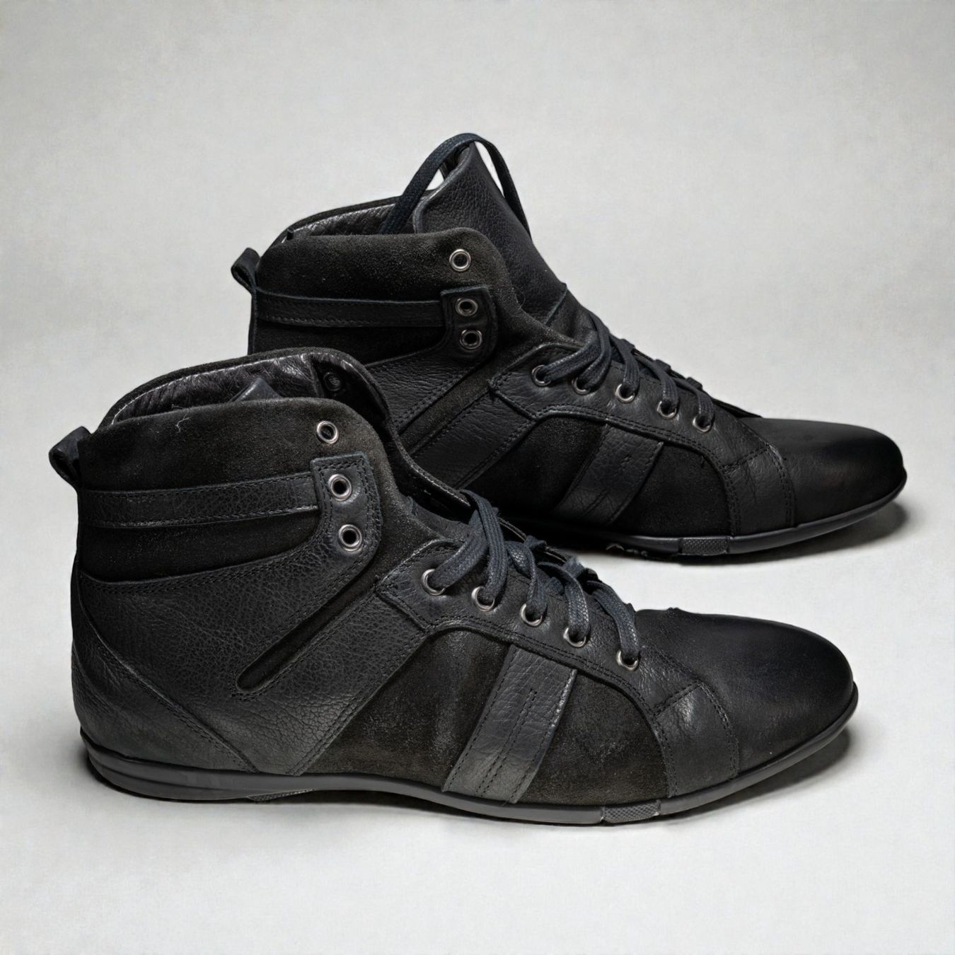 NEUE Project One High-Top Sneaker aus Geschäftsauflösung (Neuf avec ...
