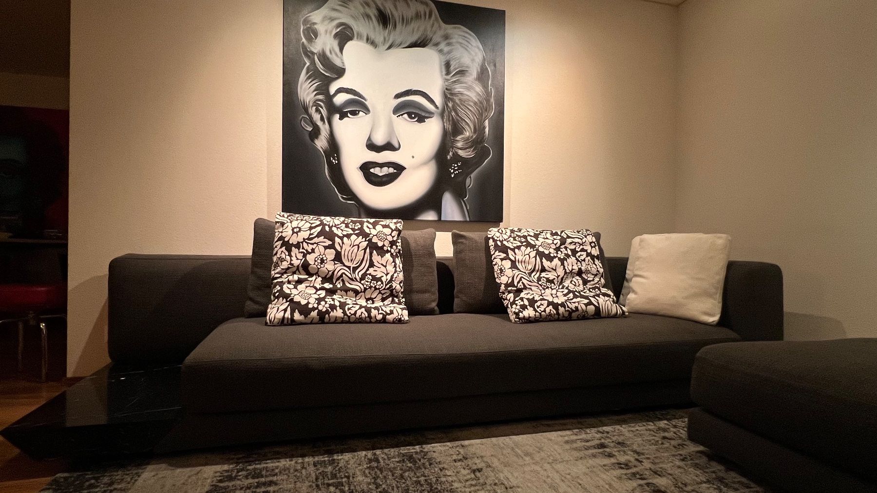 Divani: Big Sofa FLOYD mit Hocker von ALBERTA – Usato da Wangen SZ venduto da mha_j9rz 8