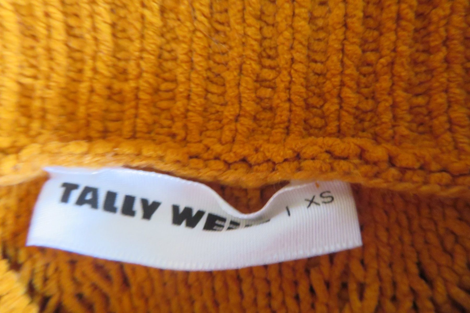 Maglioni & Felpe: Strickpullover Gr. XS (wurde bei Gr. 164 getragen) – Usato da Steckborn venduto da Bibendum02 1