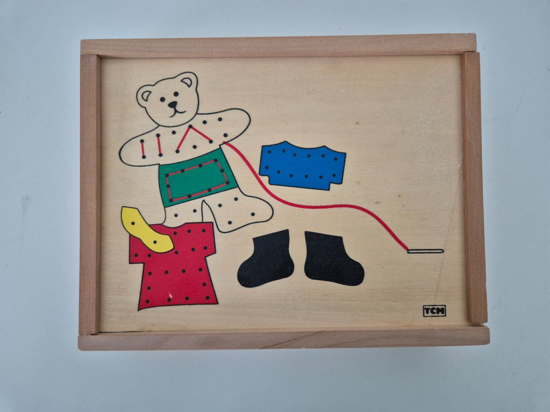 Giocattoli: Einfädelspiel aus Holz "Bärchen" – Usato da Aarburg venduto da i_c6r8