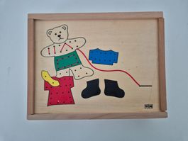 Einfädelspiel aus Holz "Bärchen"