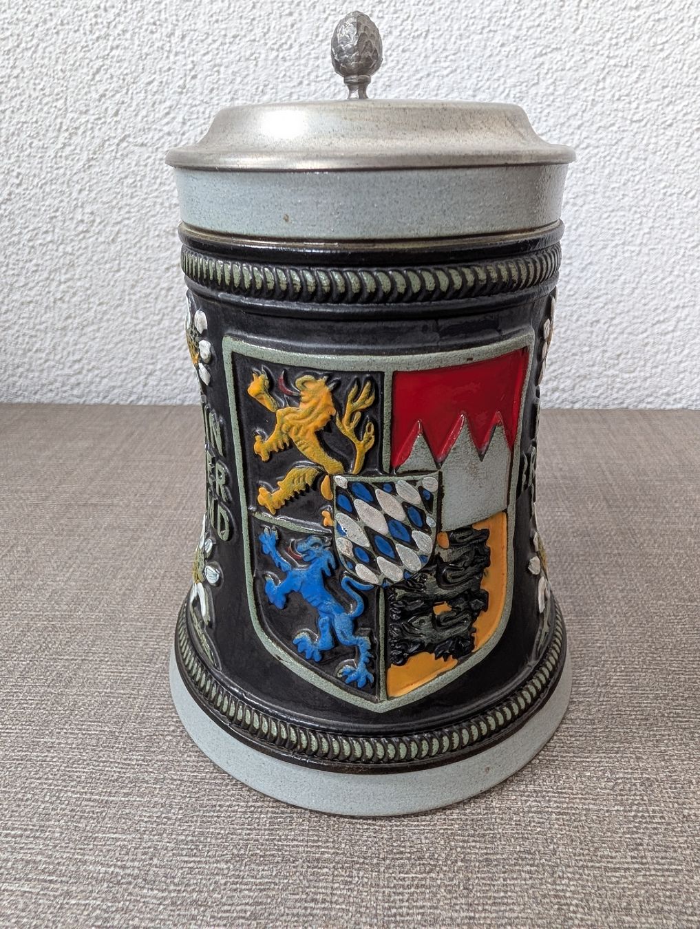 Bicchieri: Bierkrug Bayern – Usato da Bern venduto da ari_66yc