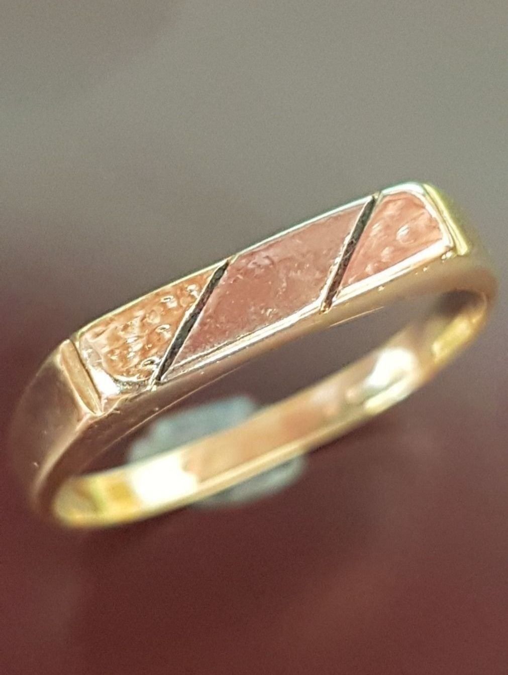 Ringe: Toller 3 farbiger Goldring aus 18 Karat – Neu (gemäss Beschreibung) aus Unterägeri von Altgoldschmuck 2