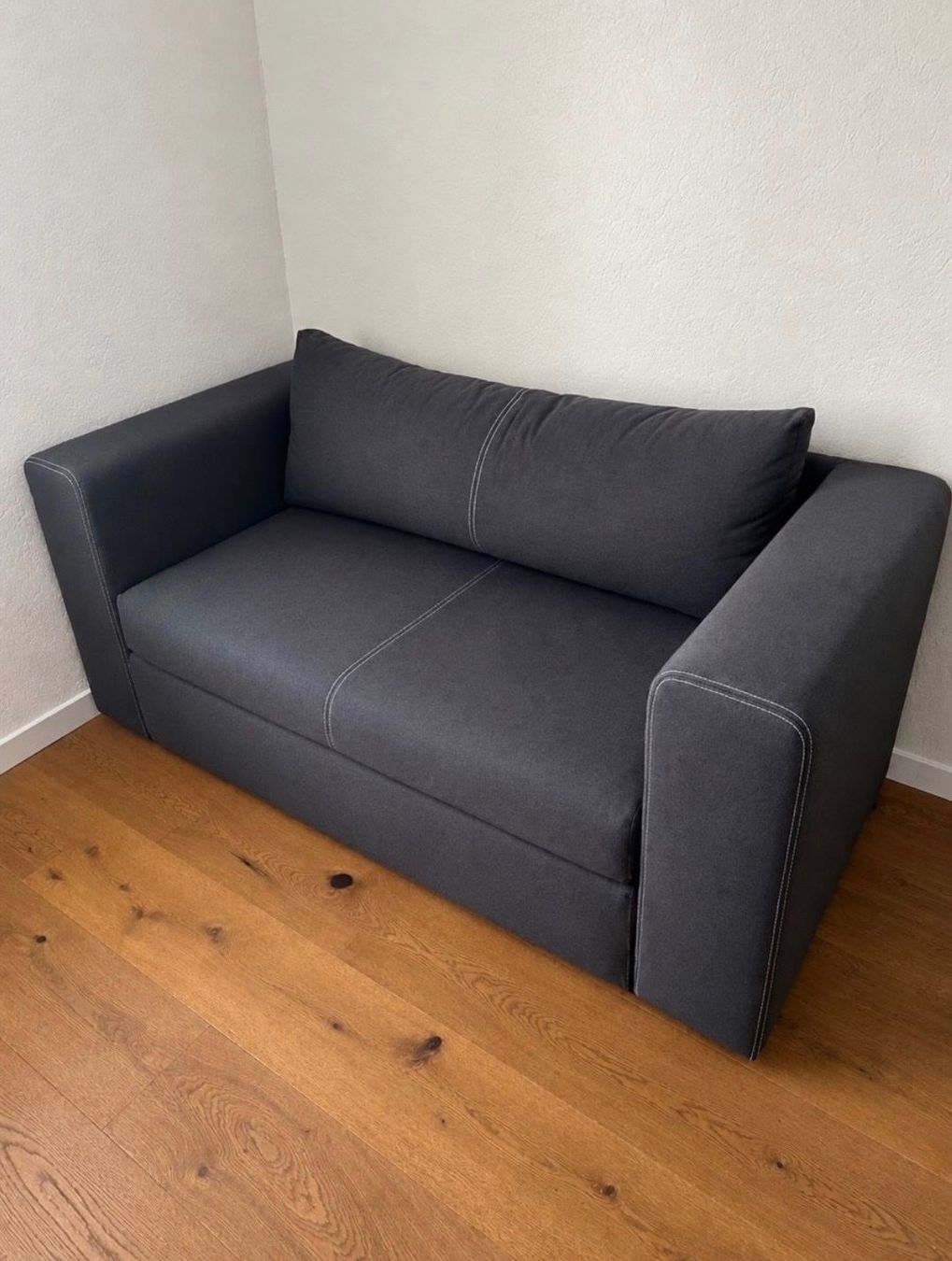 Ikea Divani: IKEA AKESBY Bettsofa Sofa dunkelgrau TOP Zustand – Usato da Zürich venduto da Sunflower.15 1