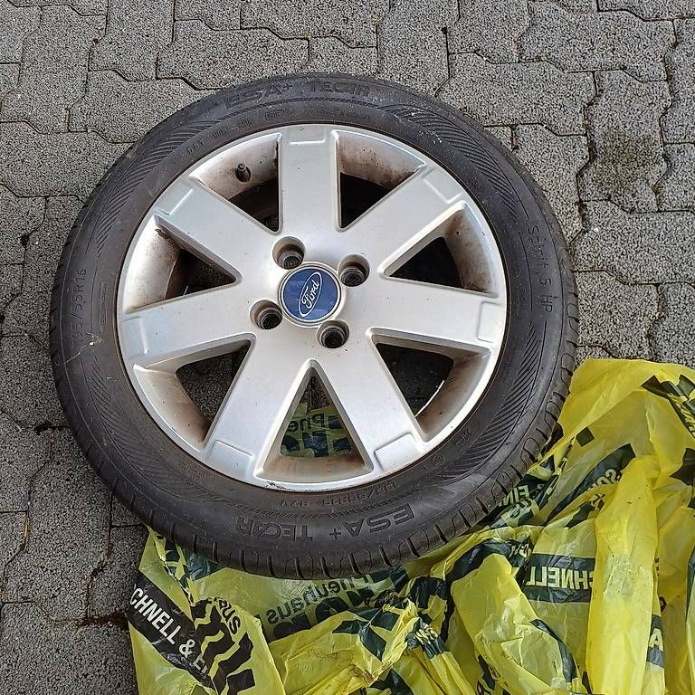 Cerchioni: Alufelgen ford mit pneu  – Usato da Arbon venduto da ferrari2012 2