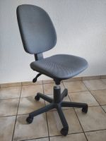 Bürostuhl grau drehbar