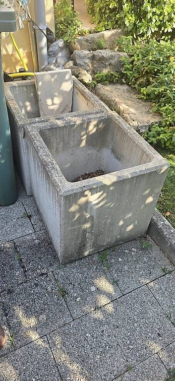 Vasi per fiori: Bacs en béton  – Usato da Crissier venduto da Tcloux 1