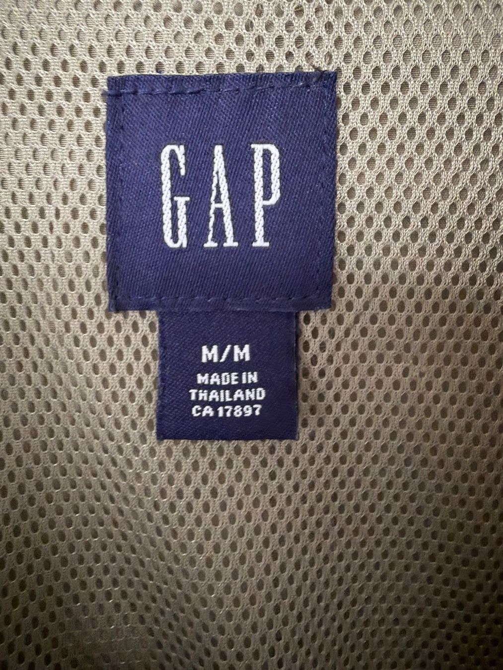 Gap Jacken: GAP Frühlingsjacke olive – Gebraucht aus Aarau von kassandras 2
