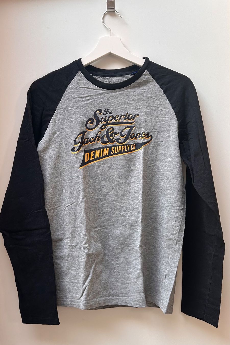 Jack & Jones Pullover & Sweatshirts: JACK&JONES Pullover – Gebraucht aus Dättwil AG von fio_d76l