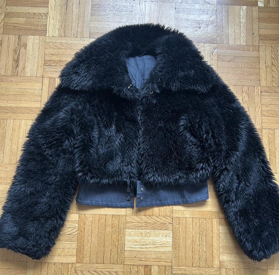 Giacche: Fake fur jacket – Usato da Pully venduto da car_rwv6