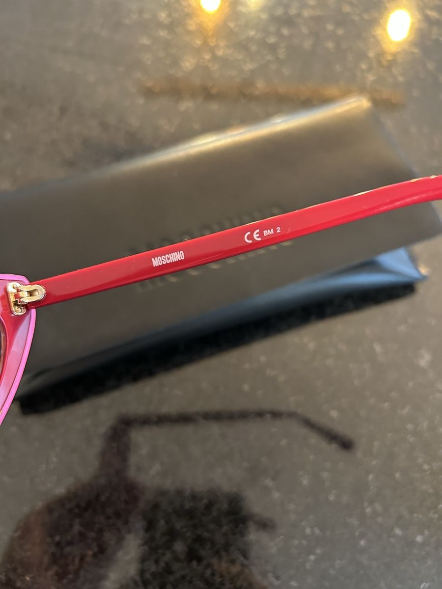 Moschino Brillen & Gläser: New Moschino sunglasses red – Neu (gemäss Beschreibung) aus Zürich von Nik_Kat 2