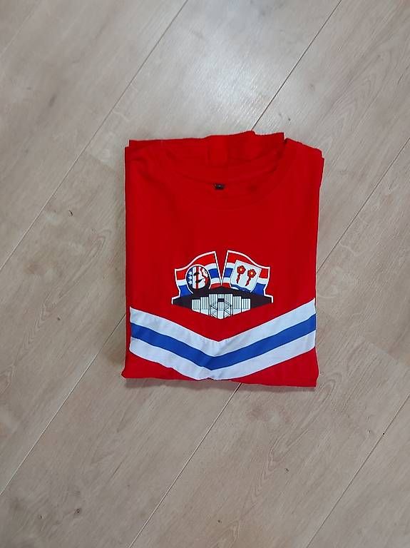 T-shirt: Lakers T Shirt  – Nuovo e nell'imballaggio originale da Uetliburg SG venduto da mur_9659 1