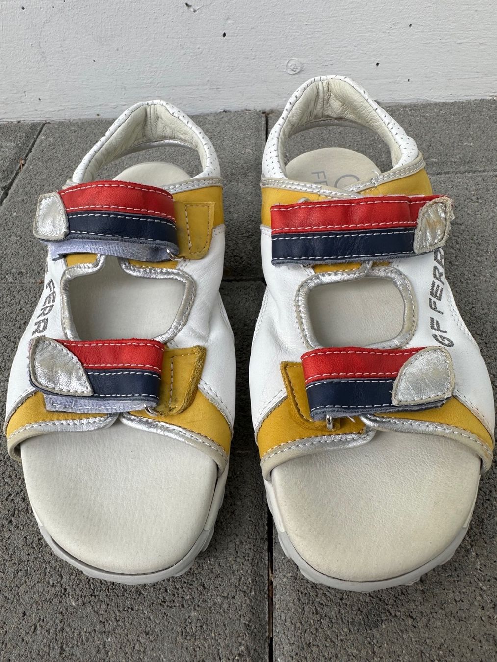 Chaussures garçon: Sandales GF Ferré, p.36 – D'occasion à St-Gingolph par GoldenKeys